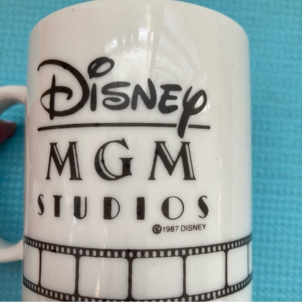 Vintage Disney MGM Studios Mickey Mouse Coffee Tea Mug 1987 - Picture 2 of 8